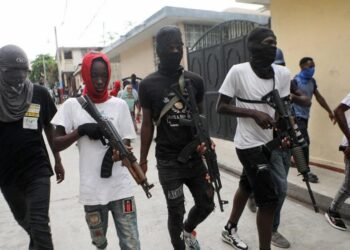 Haïti face à la terreur des gangs : une nation sous emprise