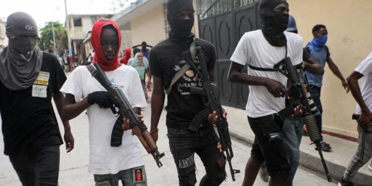 Haïti face à la terreur des gangs : une nation sous emprise