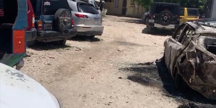 Haïti – Sécurité : La PNH reprend le contrôle du commissariat de Mirebalais