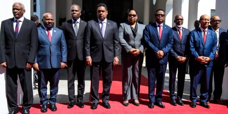 Gaspillage d’État : des millions de gourdes versés aux conjoints des membres du Conseil présidentiel