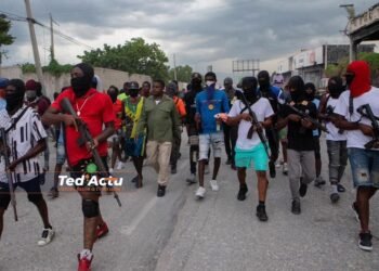 Conflit sanglant entre gangs dans la Plaine du Cul-de-Sac : les civils pris au piège.